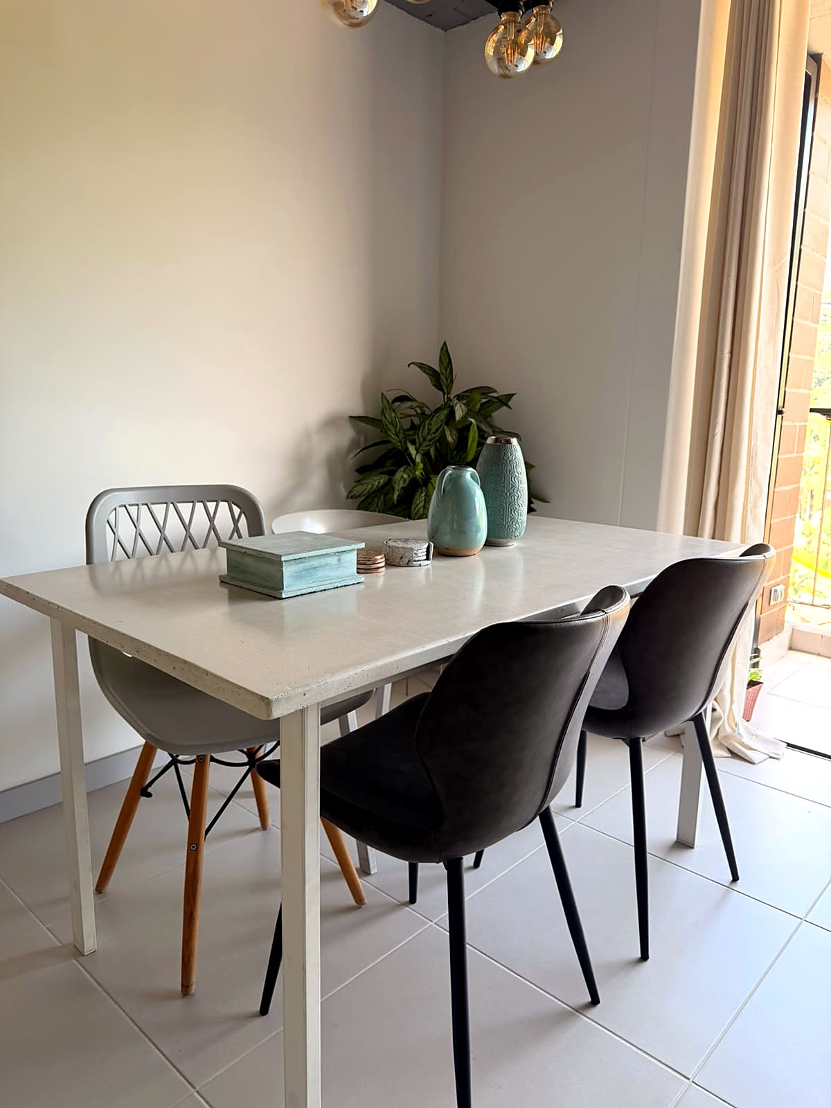 Comedor — proyecto con material regenerativo SLOW